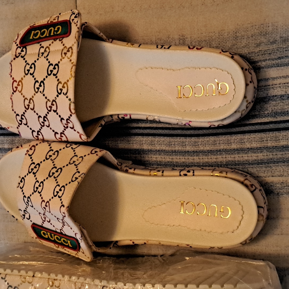 Ladies Slides